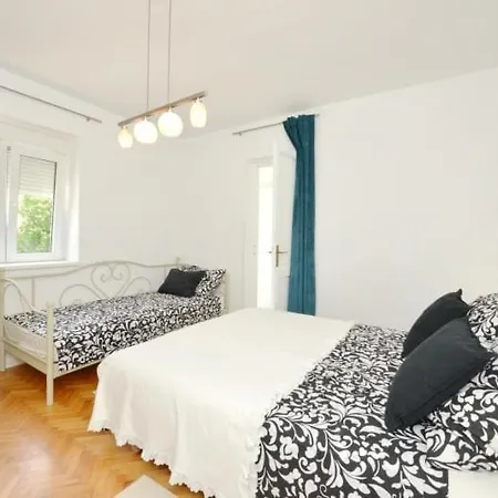 Irena Seremet Apartment